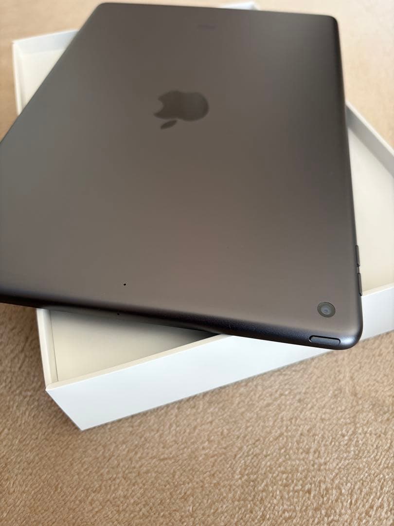 Apple iPad 本体 第9世代 64GB 美品