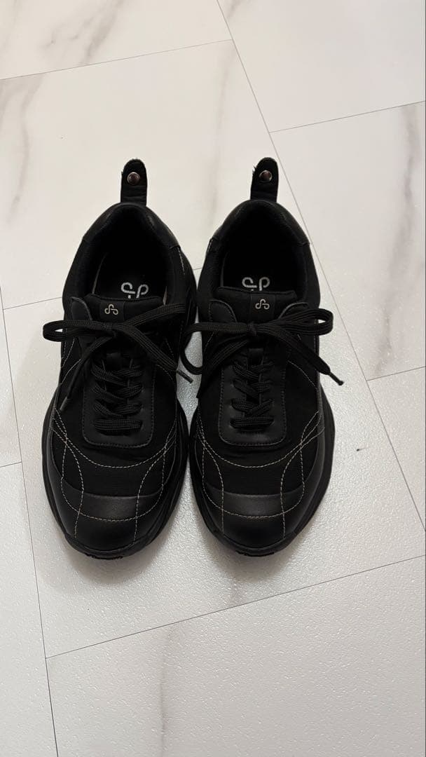 かつきくん着用　OAO Sunlight スニーカー