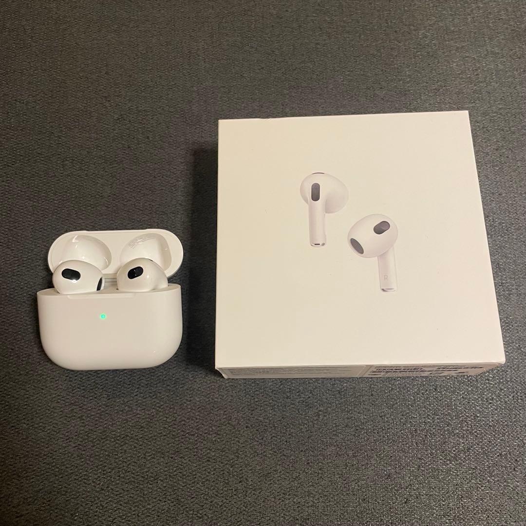 AirPods3本体 ホワイト 充電ケース付き 正規
