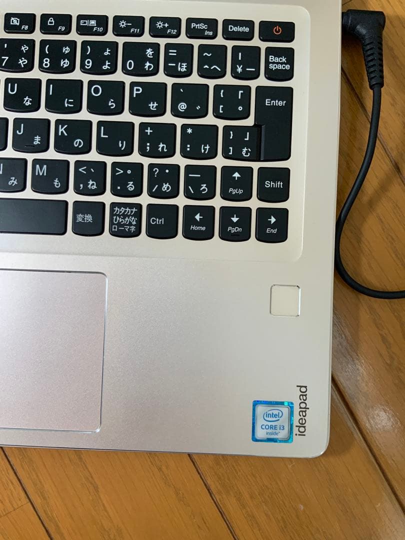 Lenovo ideapad 710s plus Corei3第6世代