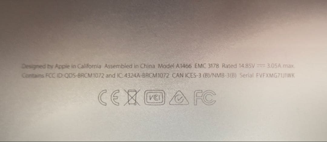 【ジャンク】MacBook２台、MacBook Air １台3台おまとめOSなし