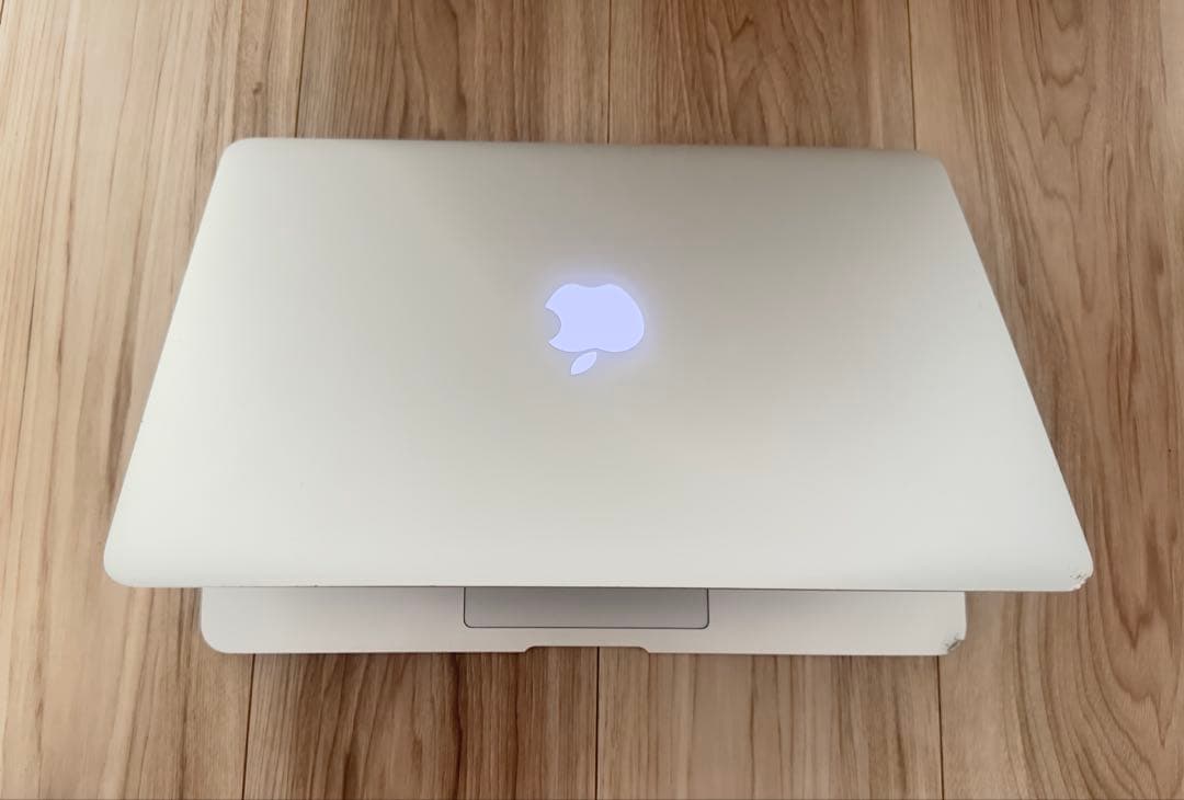 【ジャンク】MacBook２台、MacBook Air １台3台おまとめOSなし