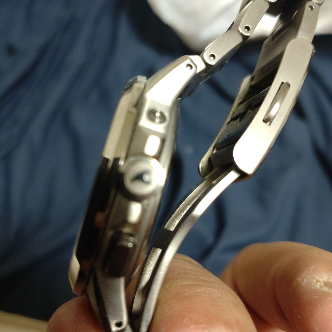 ソーラー電波時計オシアナス OCW− T150−1AJF