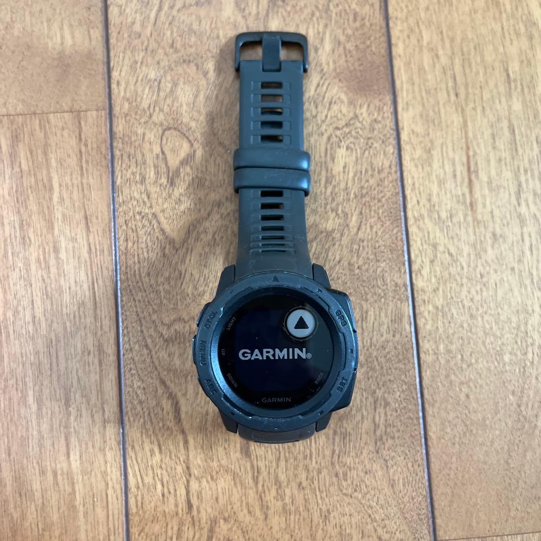GARMIN INSTINCTデジタル腕時計 USB充電ケーブル付き