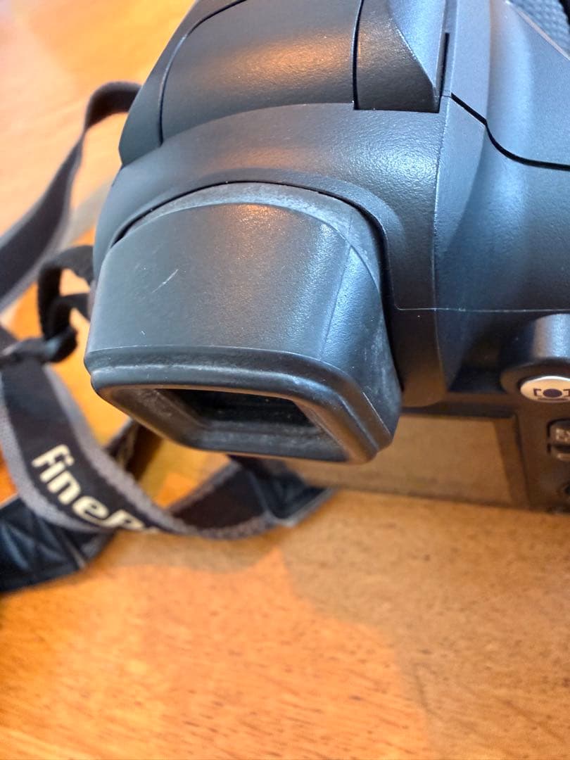 【値下げ】富士フイルム　FinePix S6000