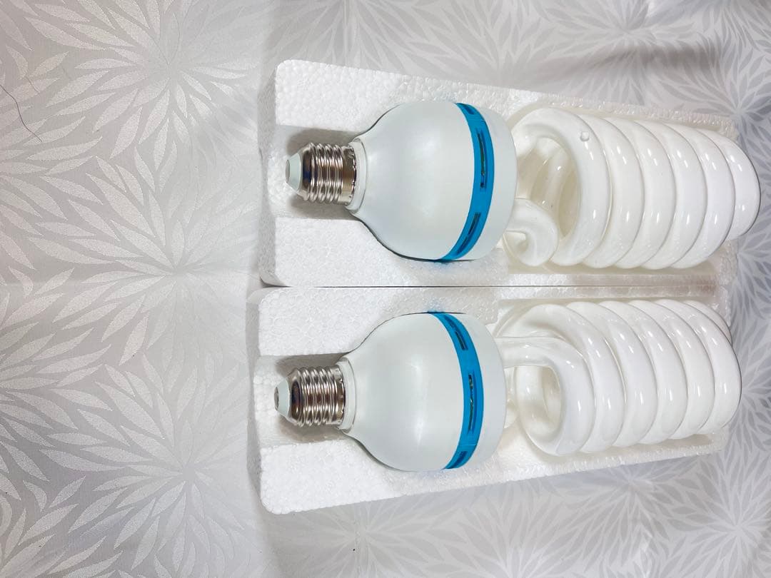 ソフトボックス 写真撮影照明キット 三脚付きと収納バック