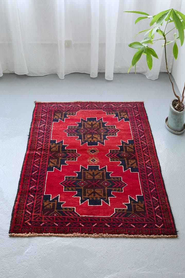 ヴィンテージラグ　トライバルラグ　バルーチ族　ウール（135×87cm）濃茶・赤