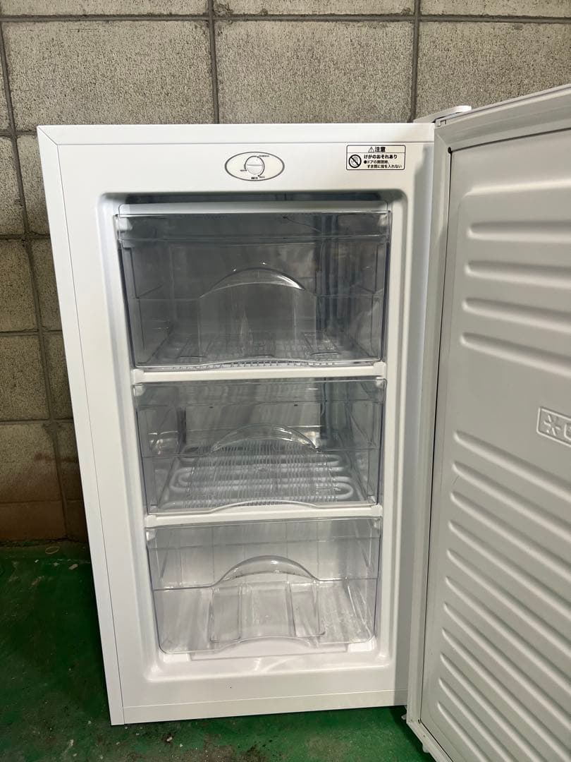 A802♠️配送設置可☑️ノンフロン1ドア冷凍庫2024年製☑️