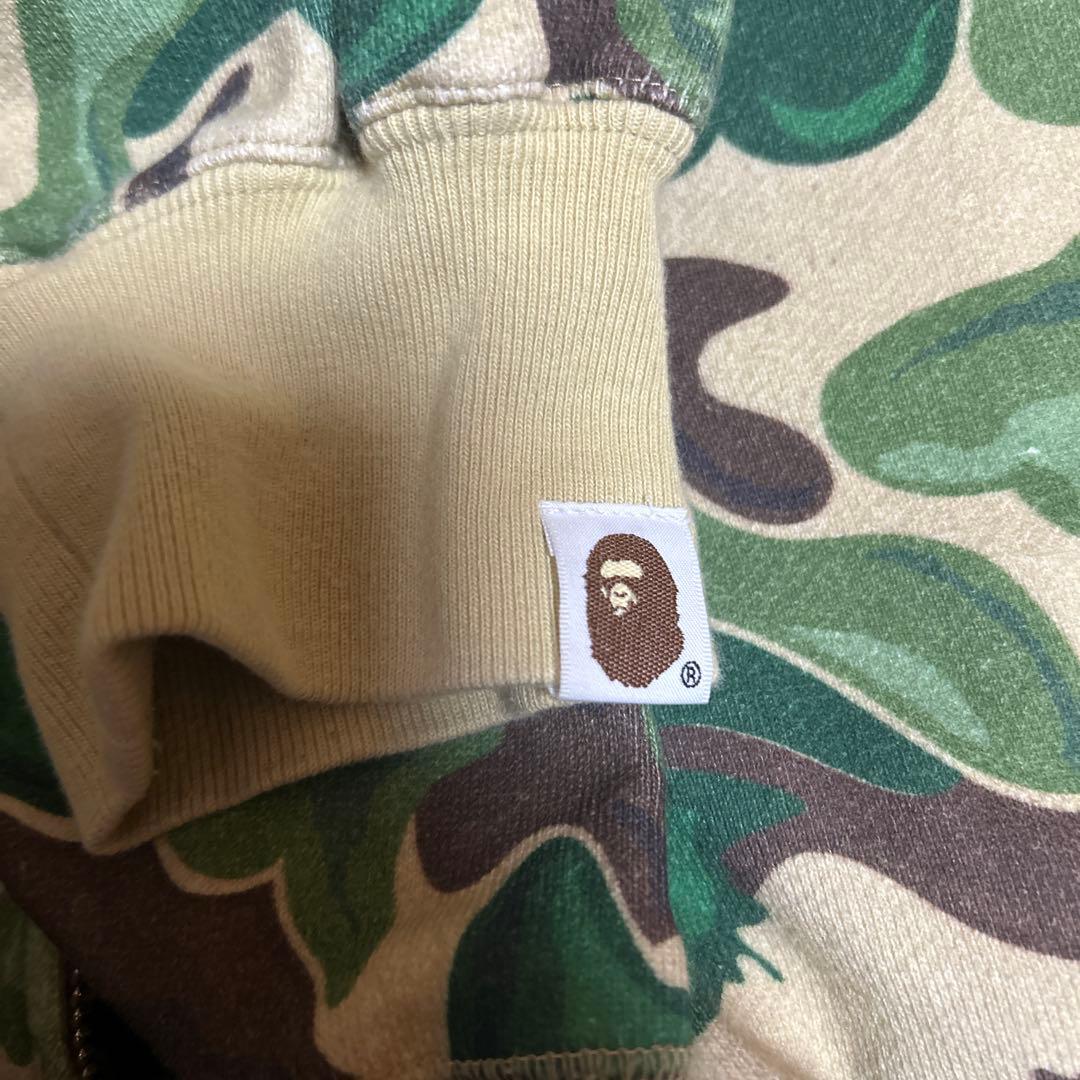 A BATHING APE カモフラージュ シャークフードパーカー