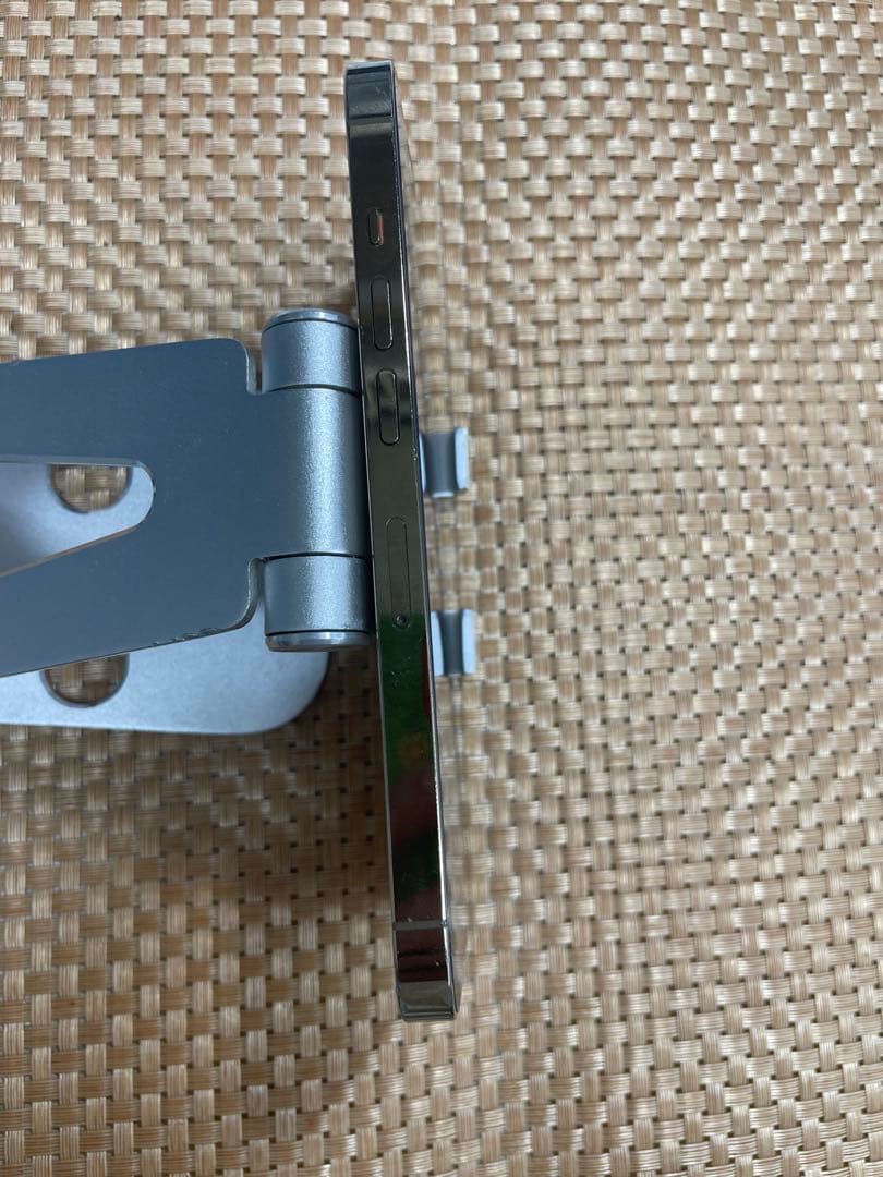 iPhone 13 Pro 128 GB ゴールドSIMフリー【7474】