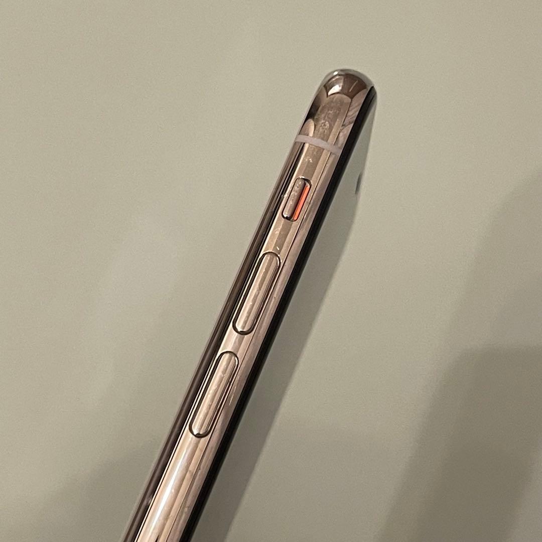 iPhone X 256GB シルバー