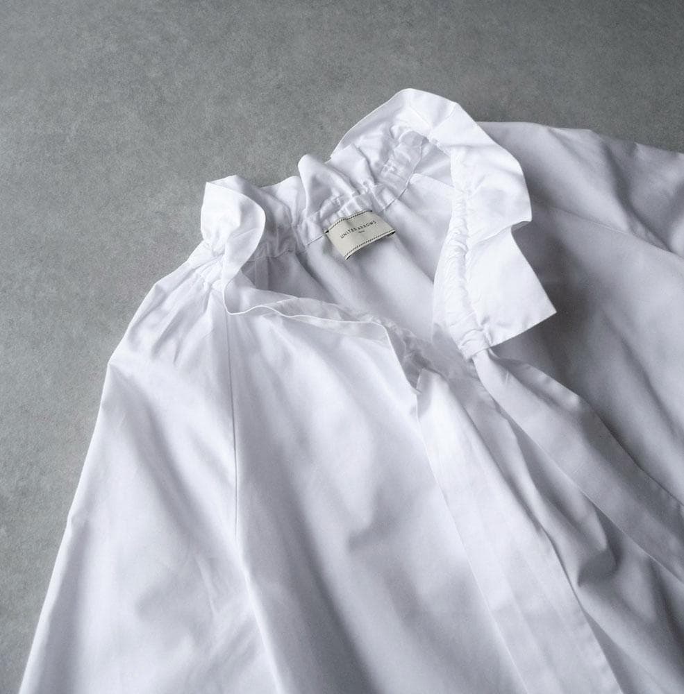 美品 ユナイテッドアローズ TOKYO 2万円 フリルカラーブラウス D565