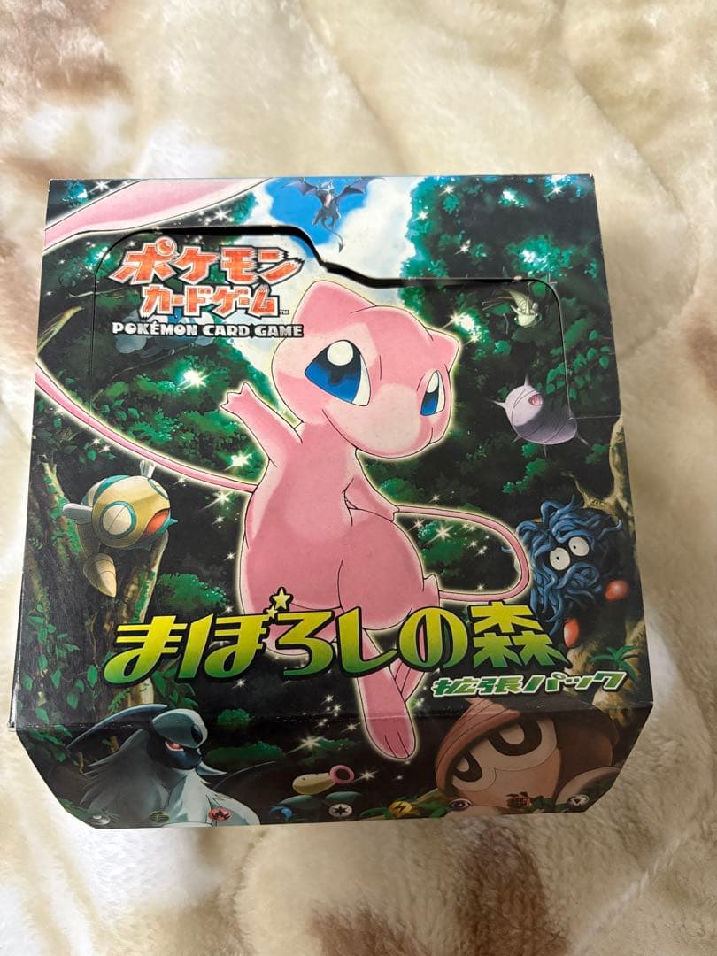 ポケモンカードゲーム まぼろしの森 空箱