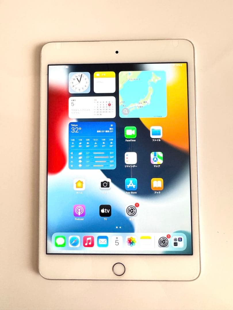 iPad mini 第4世代　64GB シルバー