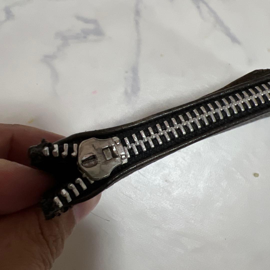 ぶ*ー様 ブラウンレザー ケース 型押しロゴ