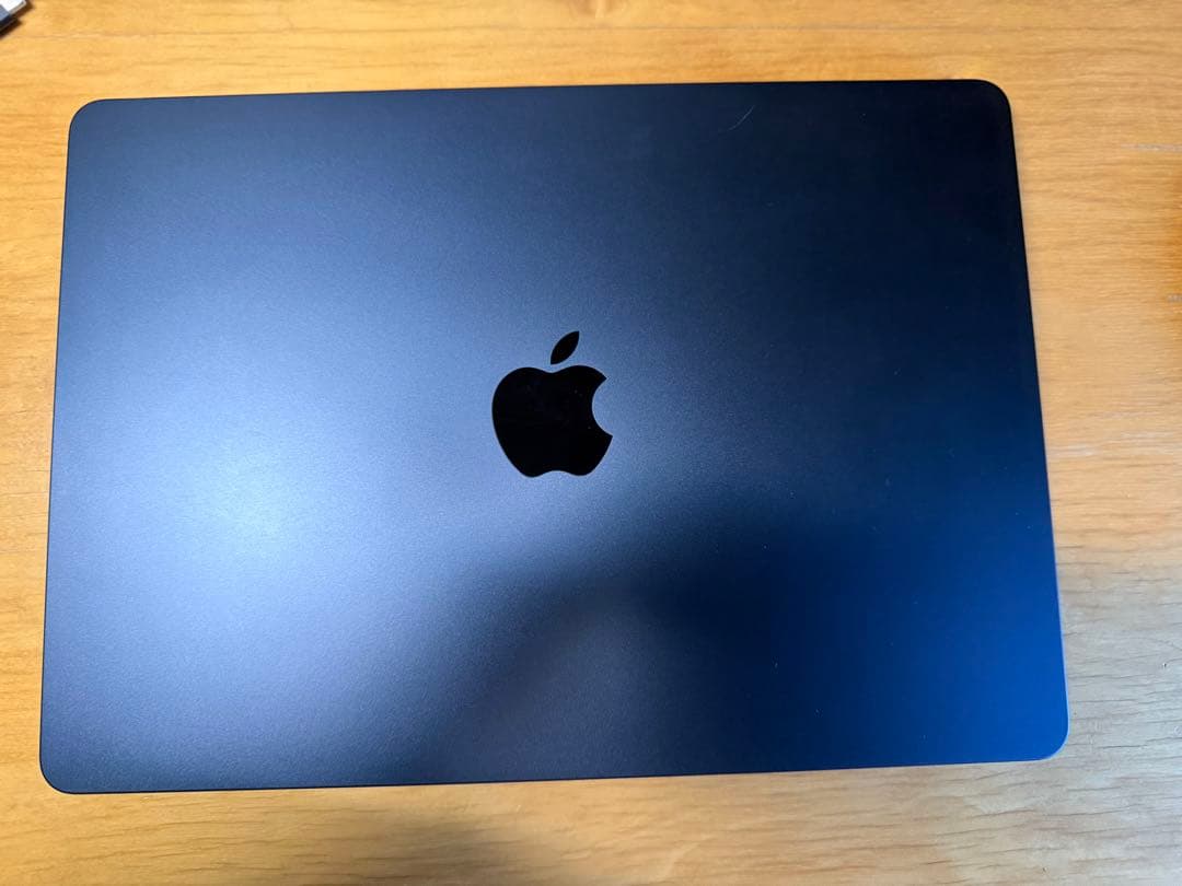 MacBook Air M2 2022 13インチ8GB 256GBミッドナイト