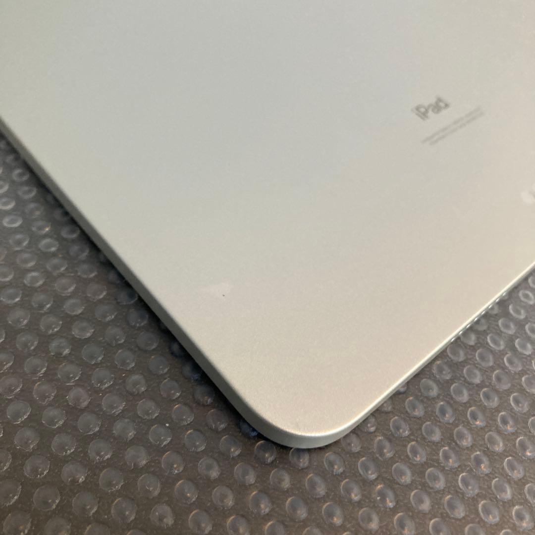 2576 電池ほぼ新品☆iPad Pro3 3世代 128GB 11インチ☆