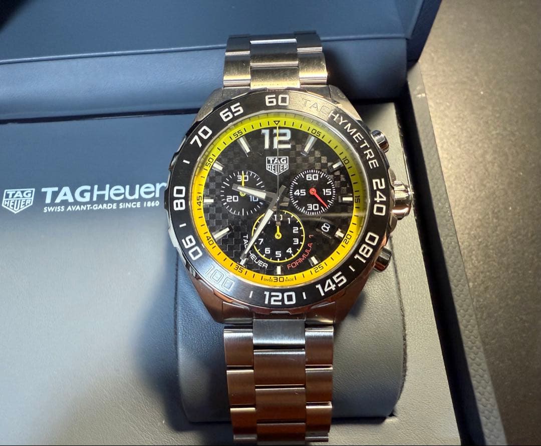 タグホイヤー TAG Heuer クォーツ CAZ101AC.BA0842