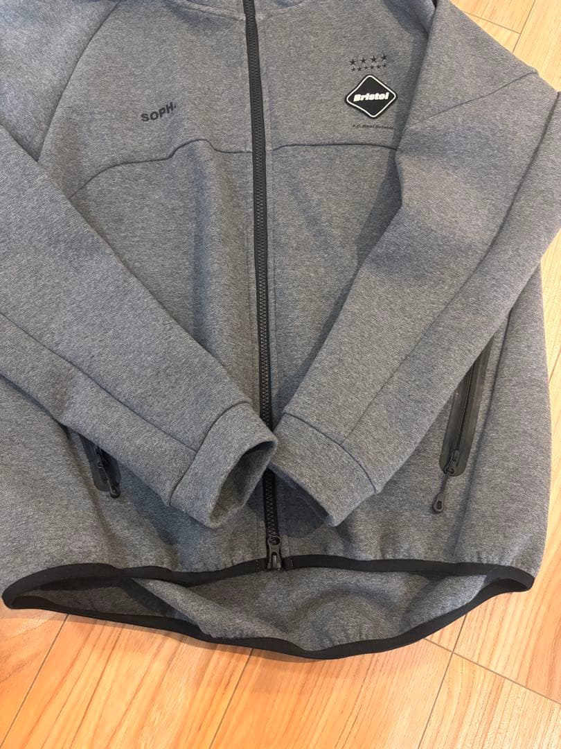 FCRB フード付きジャージ上下セット グレーF.C.Real.Bristol