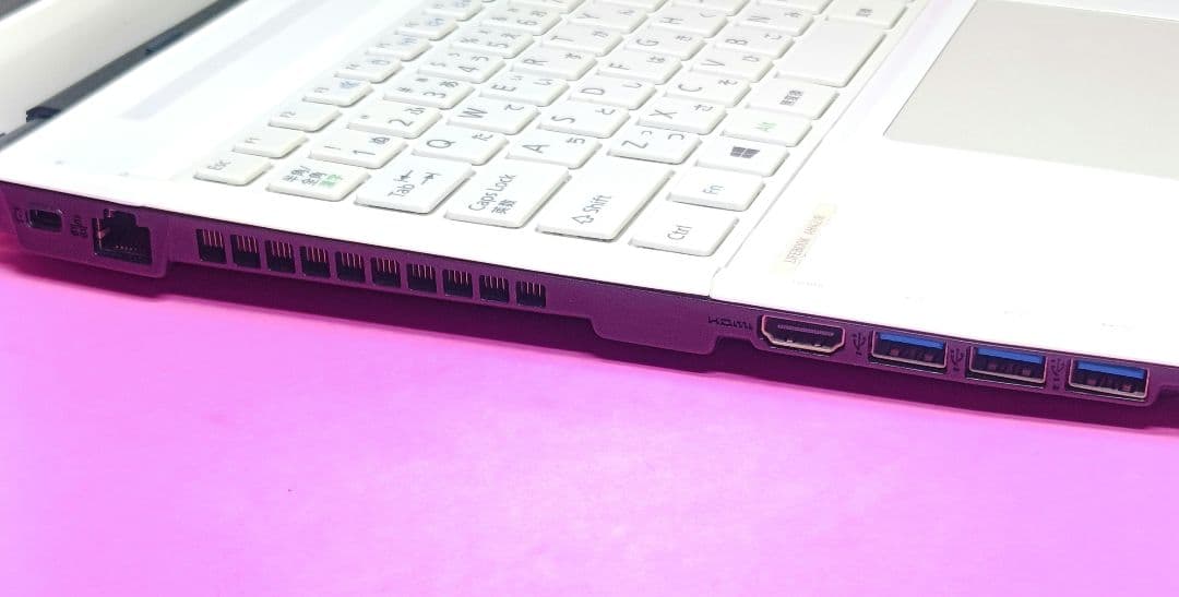 【お買得‼️】オフィス✨大容量750GB✨カメラ付き白ノートパソコン✨設定済み✨