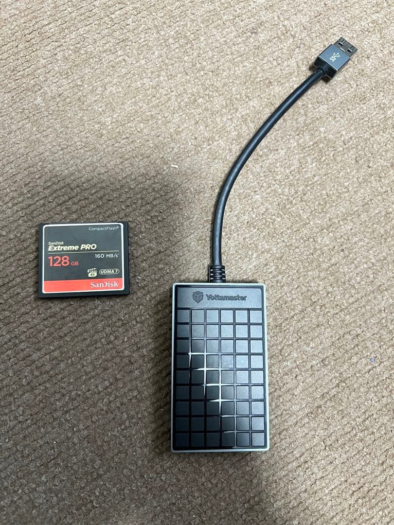 SanDisk Extreme PRO 128GB CFカード、リーダー