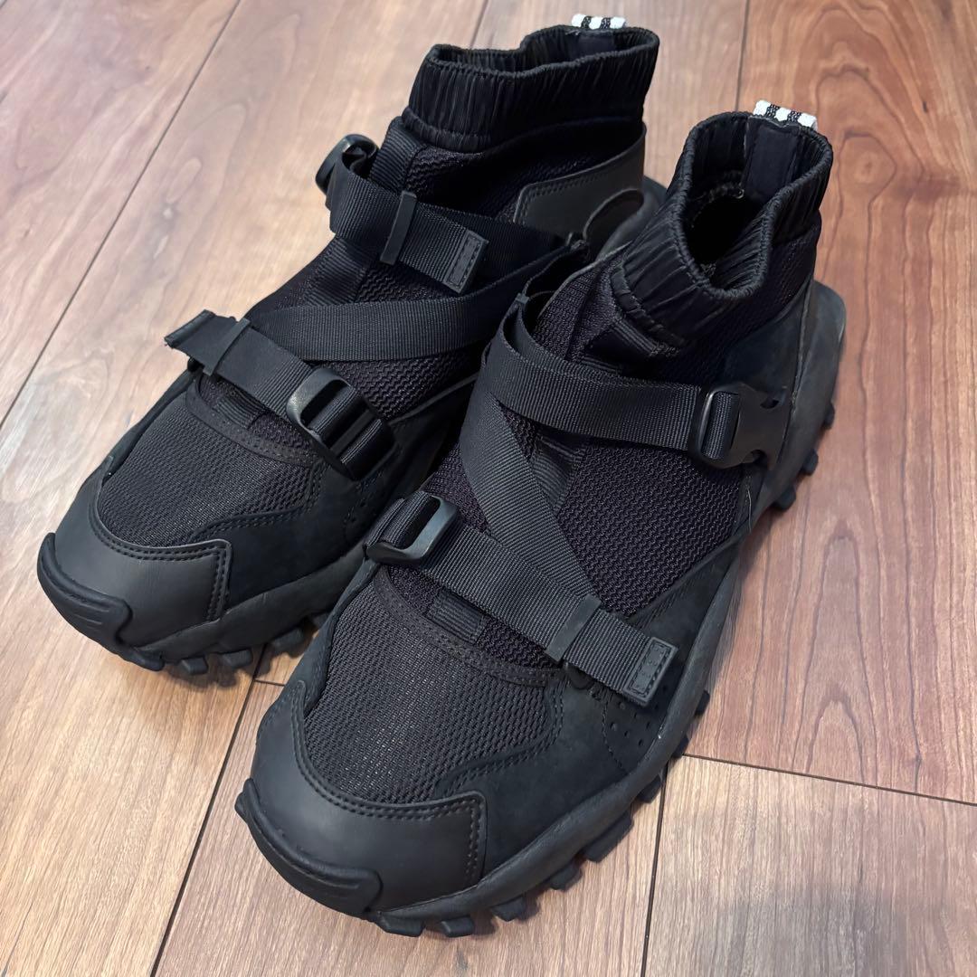 希少サイズ HYKE adidas コラボ SEEULATER シーユーレイター