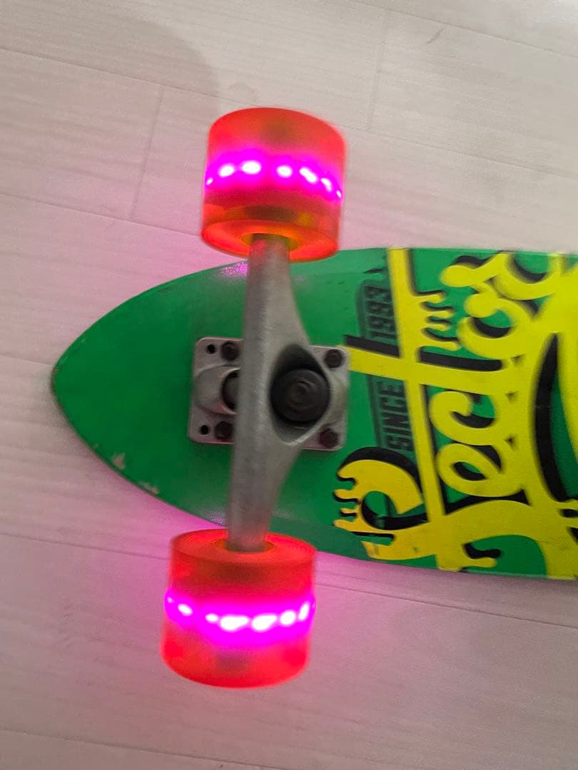SECTOR9スケートボード　ミニクルーザー　LED 光るウィール