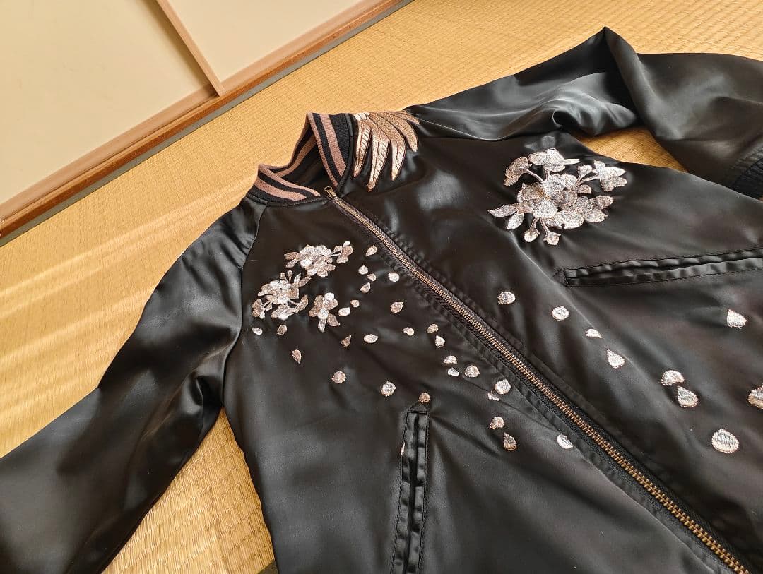 【超美品！】【超格好いい！】刺繍スカジャン黒サテン生地不死鳥 鳳凰 フェニックス