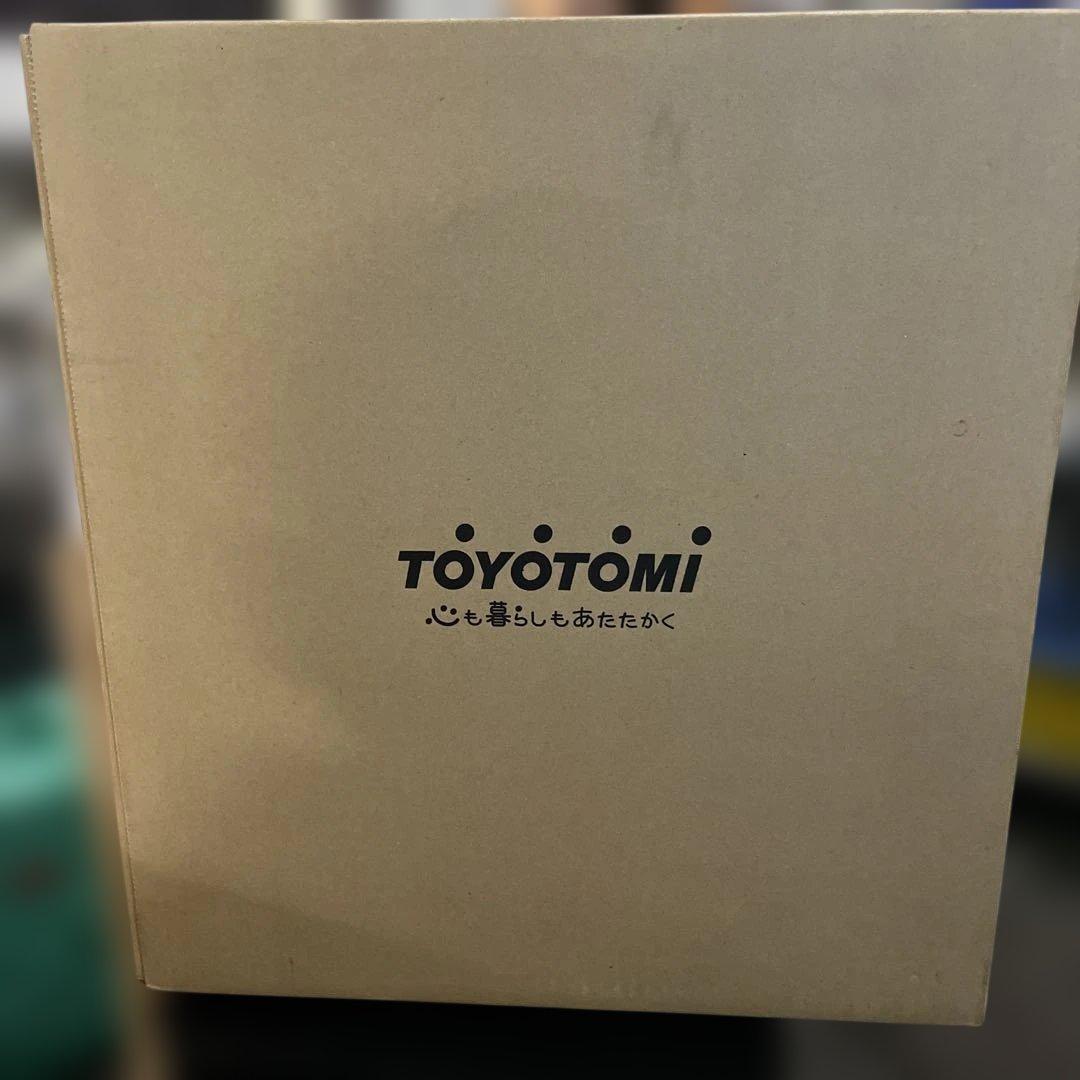 未使用　トヨトミ　反射式石油ストーブ　RSX-23N(B)