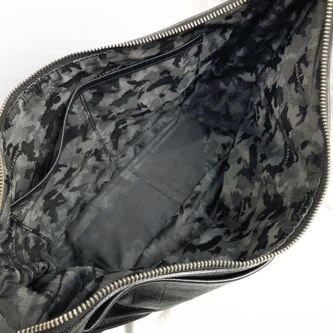 美品✨aniary バルケッタ クロコ型押しショルダーバッグ 三日月 チャーム付