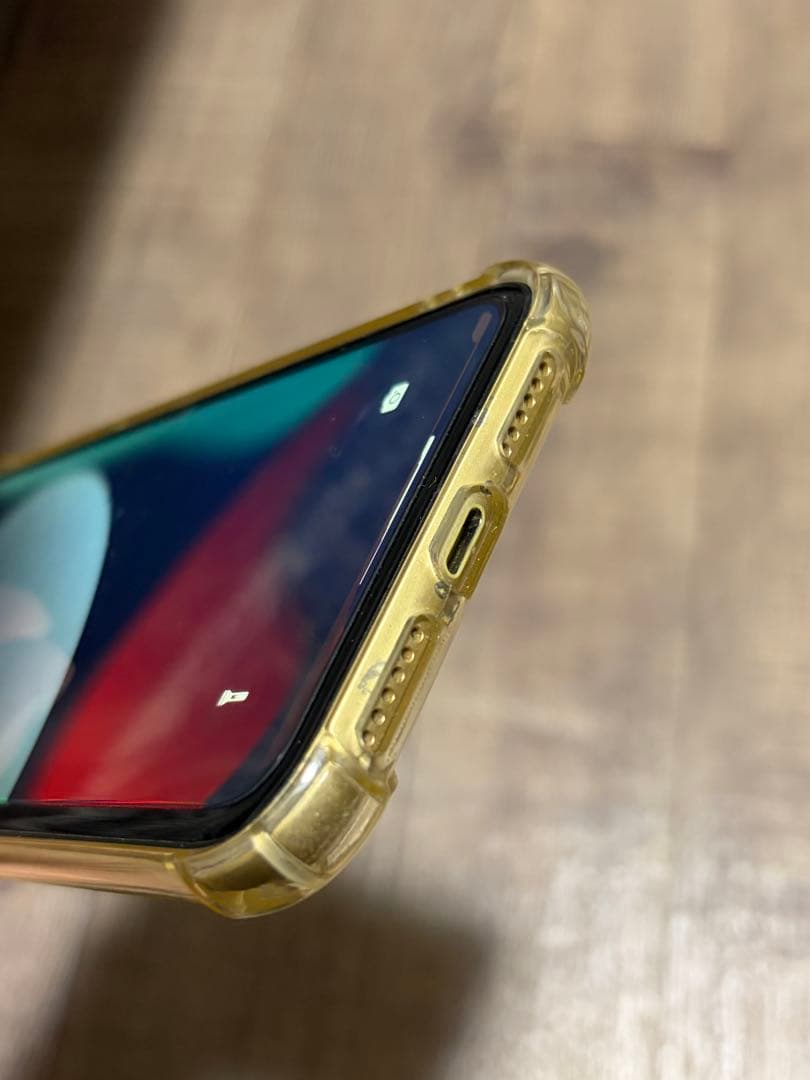 Apple iPhone XR イエロー 透明ケース付き