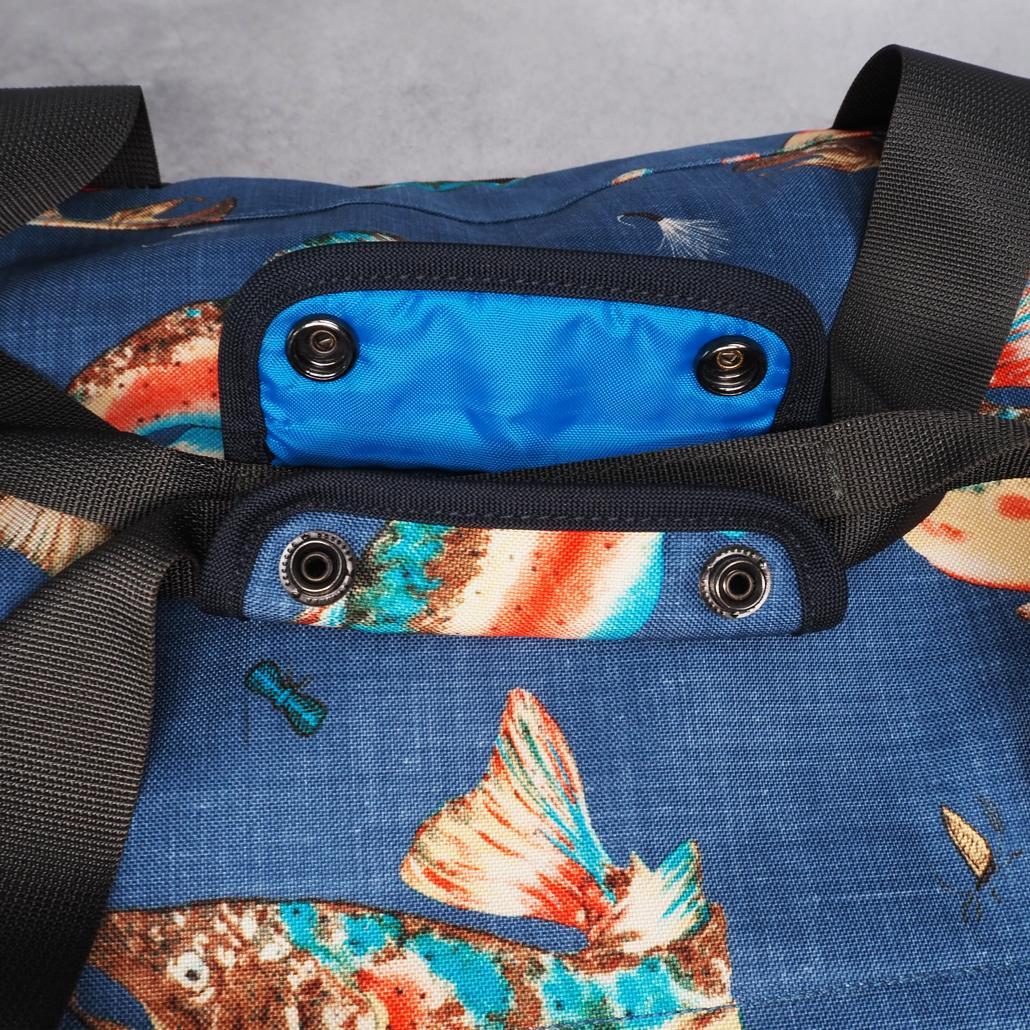 美品 Patagonia アーバーダッフル 30L トラウト柄 49250