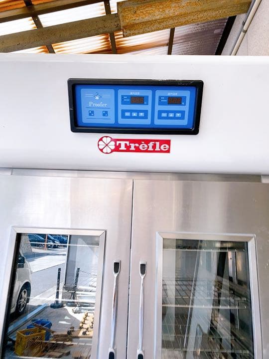 パン発酵機ベーシングマシーン