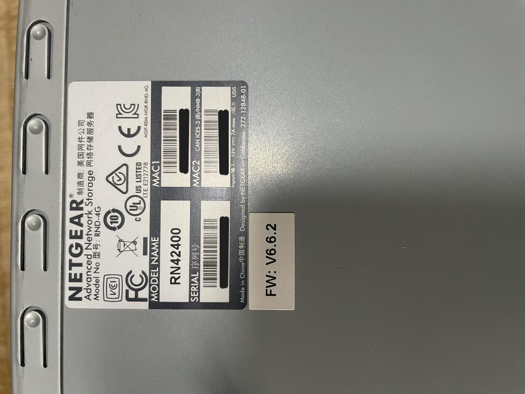 NETGEAR ReadyNAS RN424 4ベイ HDD４本付属