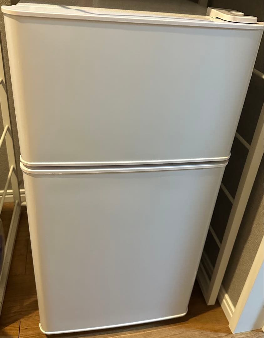 小型冷蔵庫 60L ホワイト