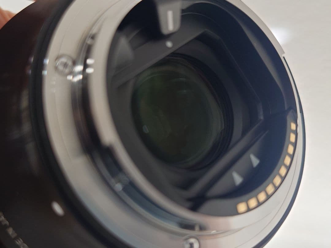 ほぼ未使用　Sigma 14-24mm f2.8 DG DNレンズ