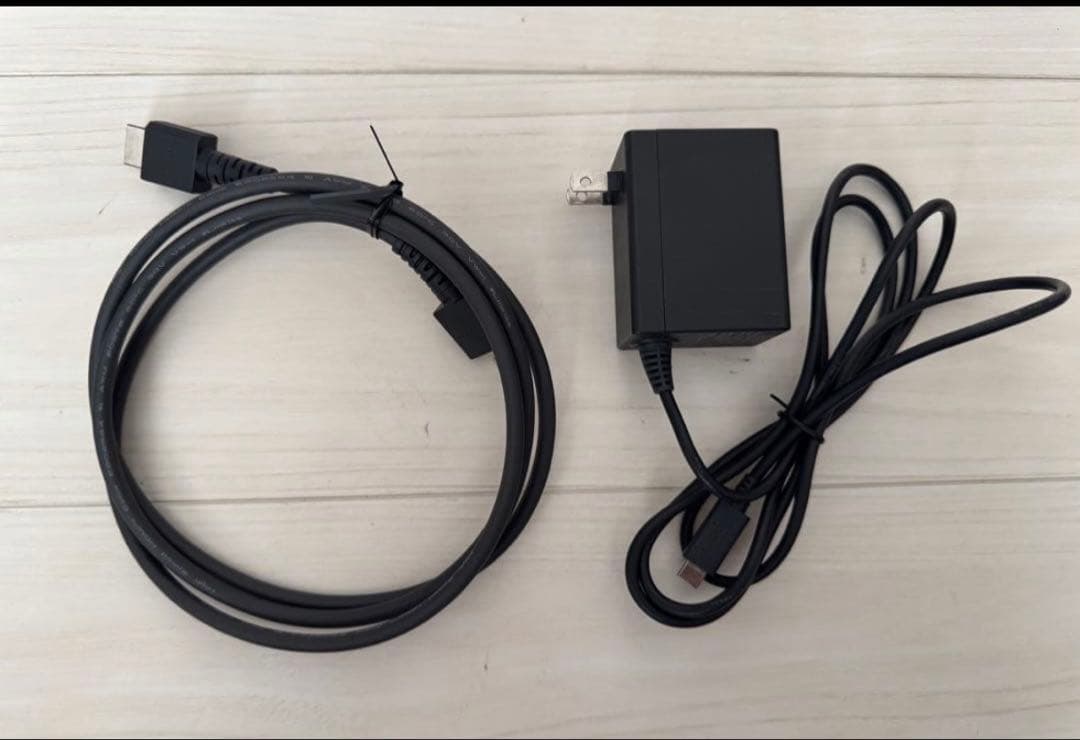 【中古美品】Nintendo Switch マリオレッド✕ブルーセット