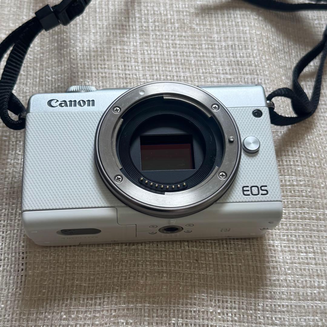 デジタルカメラ Canon EOS m100