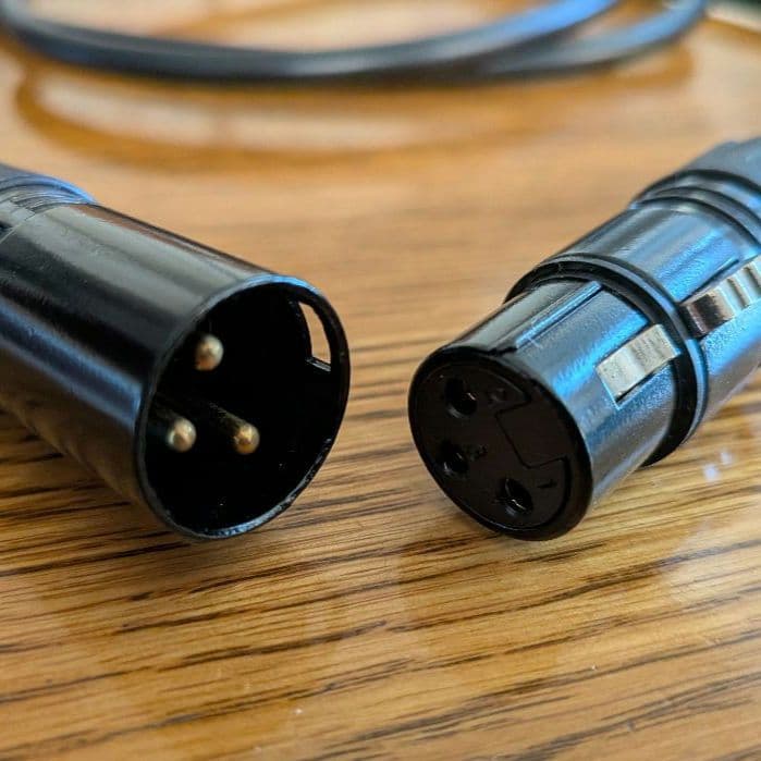 AT2040コンデンサーマイクとNearStreamオーディオインターフェース