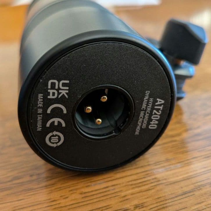 AT2040コンデンサーマイクとNearStreamオーディオインターフェース