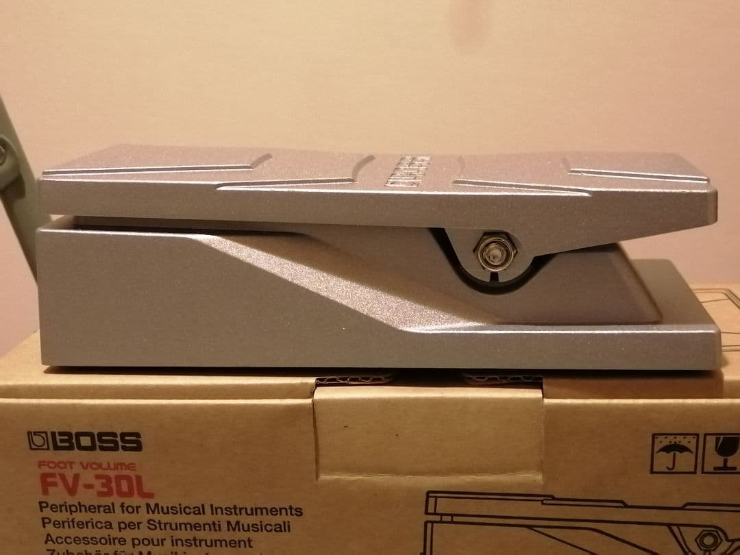 【新品】BOSS FV-30L ヴォリュームペダル