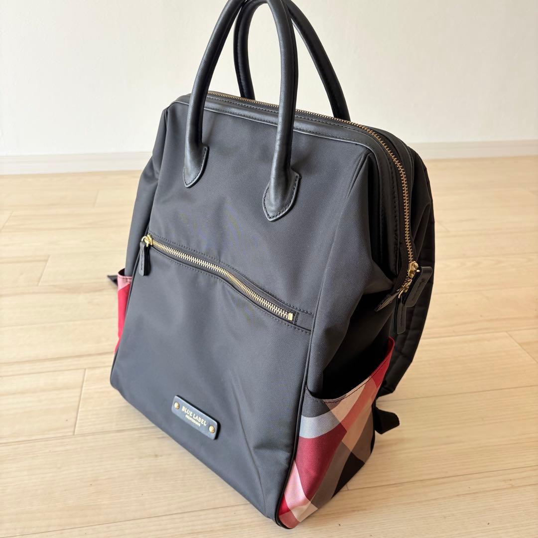 ブルーレーベル クレストブリッジ リュック チェック A4収納 黒　ブラック