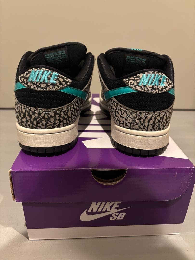 NIKE SB スニーカー エレファントプリント