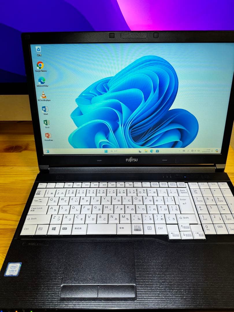 富士通LIFEBOOK A747/S 8GB十512GB新品SSD