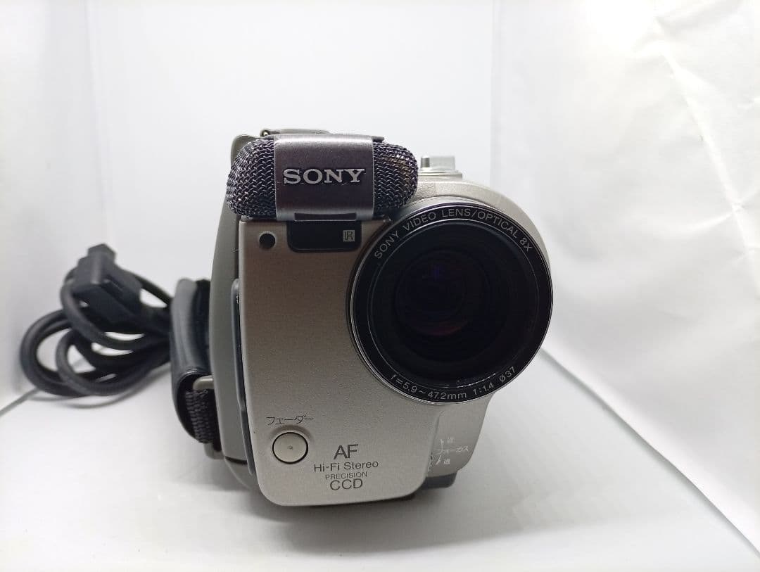動作品　SONY Hi8ビデオカメラ　Handycam CCD-TR2