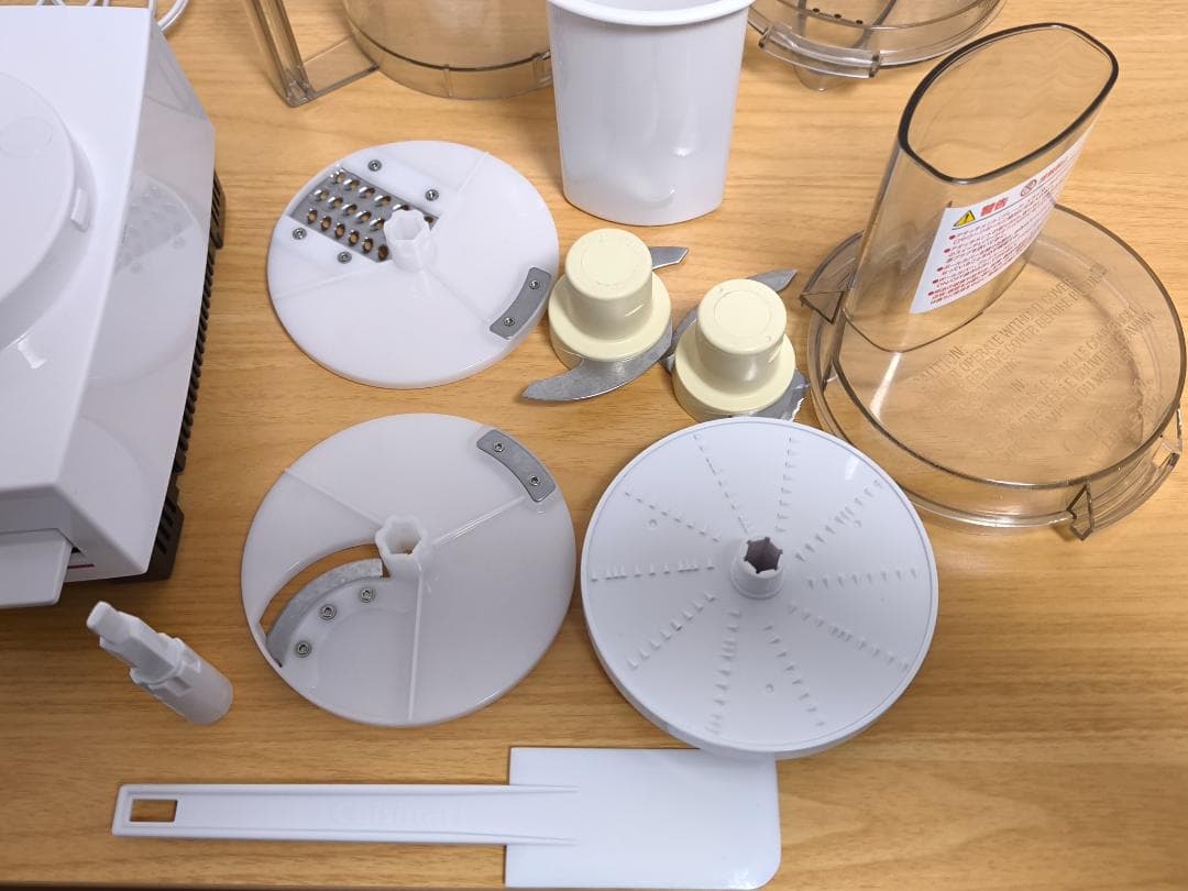 クイジナート フードプロセッサーM(DLC102J)