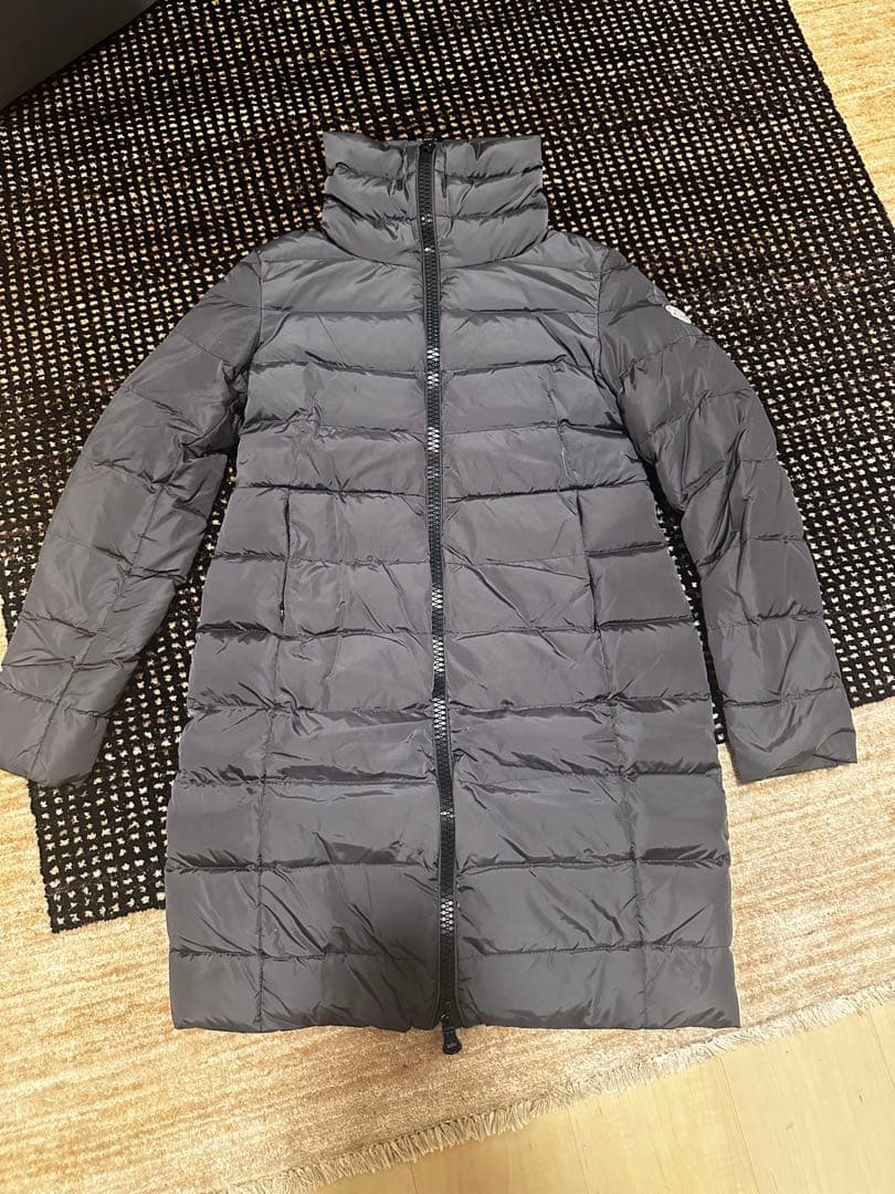 モンクレール　レディース　ダウン