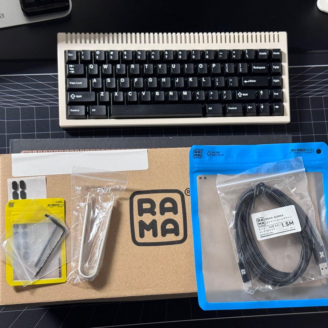 RAMA WORKS Thermal Plus Hotswap 自作キーボード