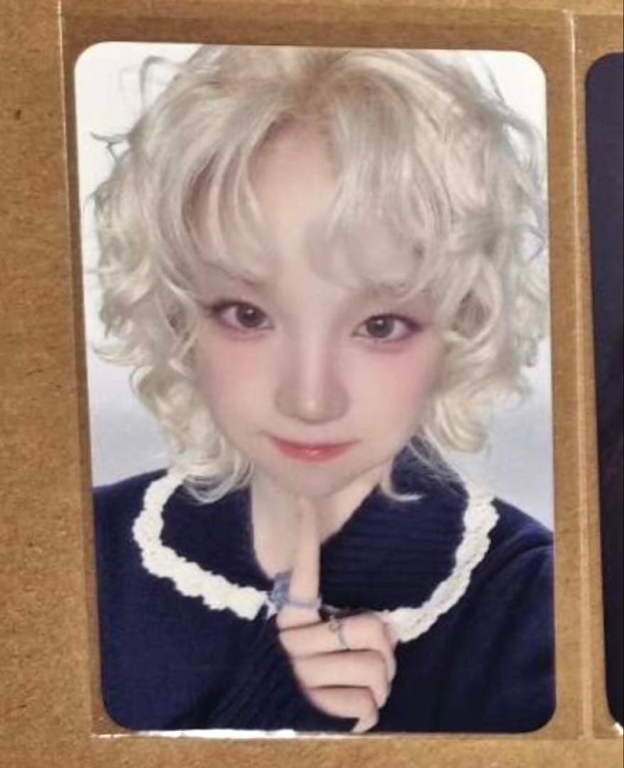 IDLE ウギ CITY of SENSE 展示会ポップアップ購入限定 トレカ