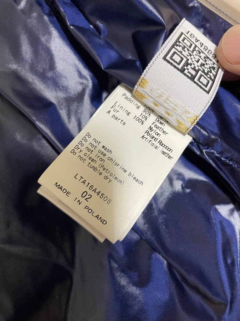 TATRAS ネイビー ダウンベスト フード付き